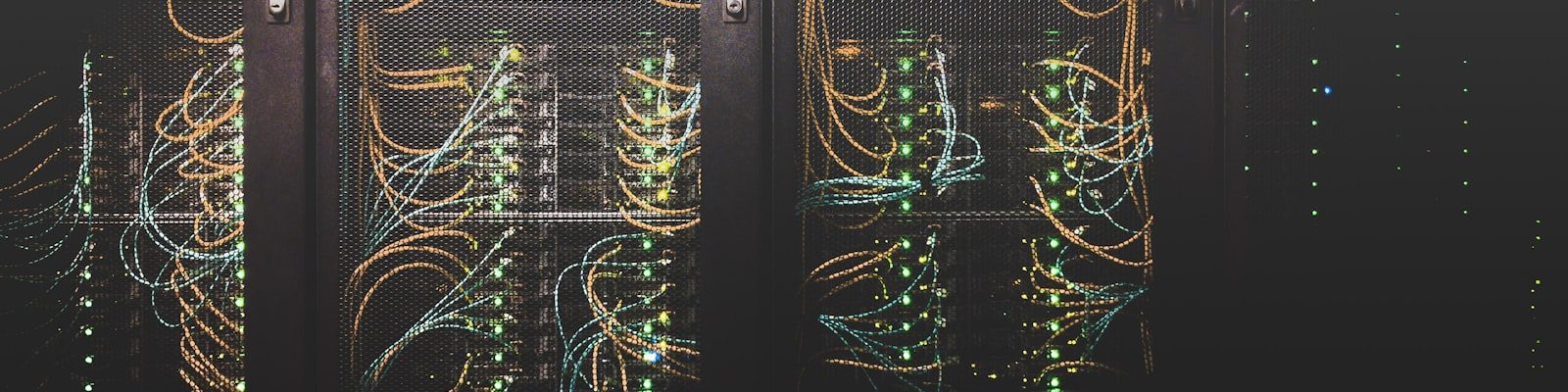 Server racks with network cabling in a data centre